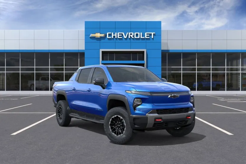 2026 Chevrolet Silverado EV Trail Boss photo 1