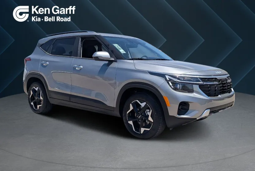 2025 Kia Seltos S photo 1