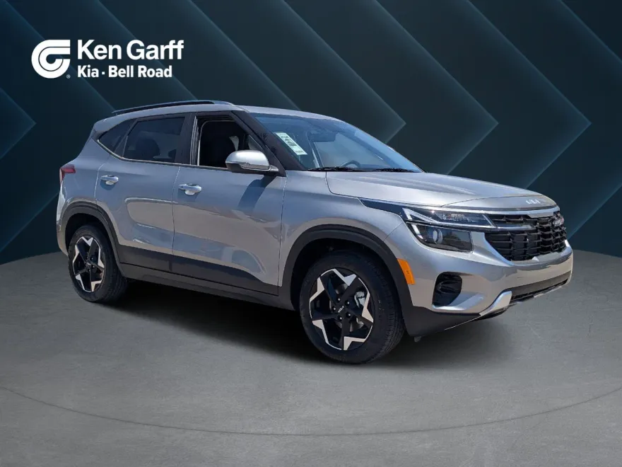 2025 Kia Seltos S photo 1