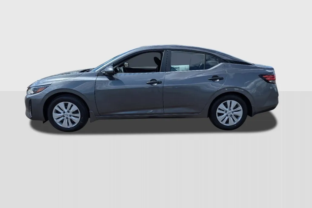 2025 Nissan Sentra S photo 1