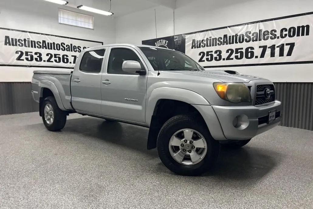 2011 Toyota Tacoma PreRunner V6 photo 1
