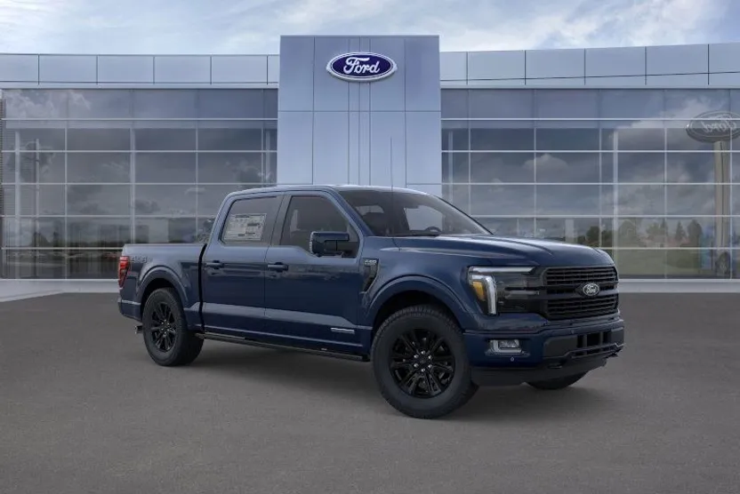 2025 Ford F-150 Platinum photo 1