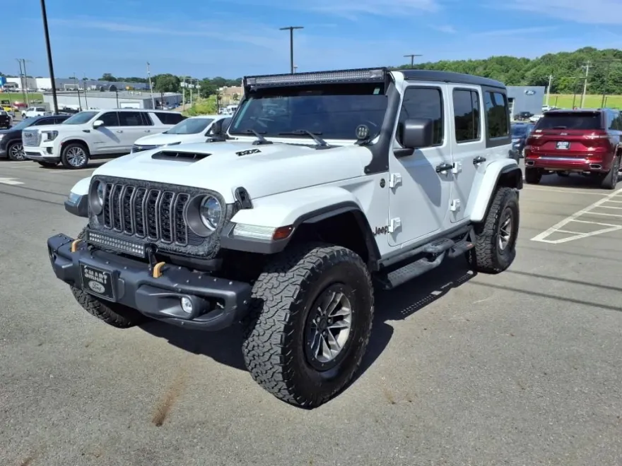 2024 Jeep Wrangler Rubicon 392 photo 1