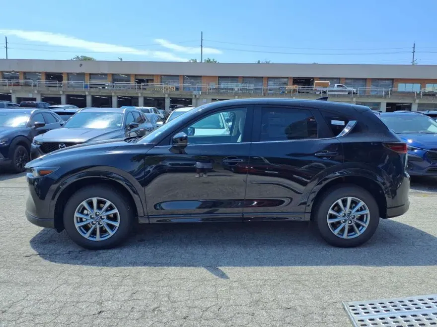 2025 Mazda CX-5 2.5 S Preferred photo 1