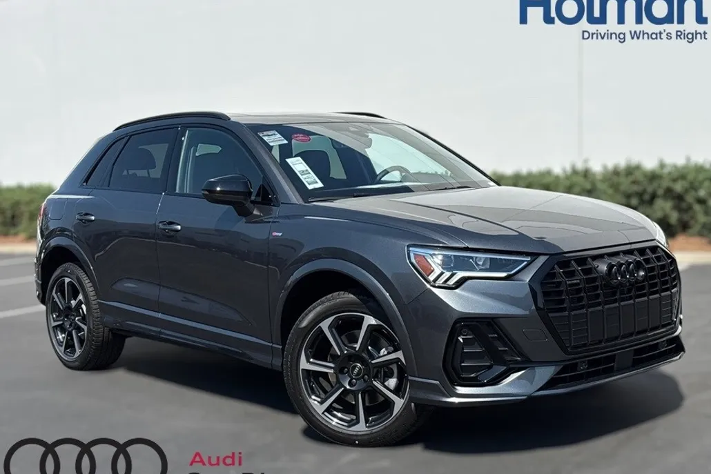 2025 Audi Q3 45 TFSI S line Premium Plus photo 1