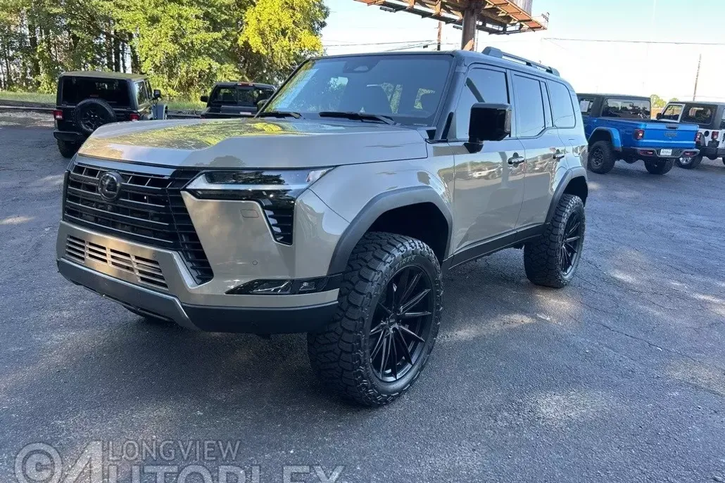 2024 Lexus GX 550 Overtrail photo 1