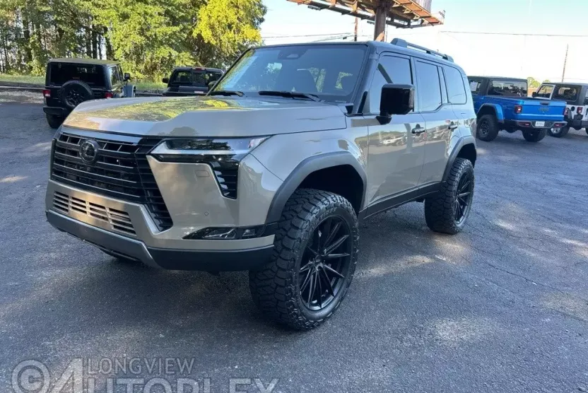 2024 Lexus GX 550 Overtrail photo 1