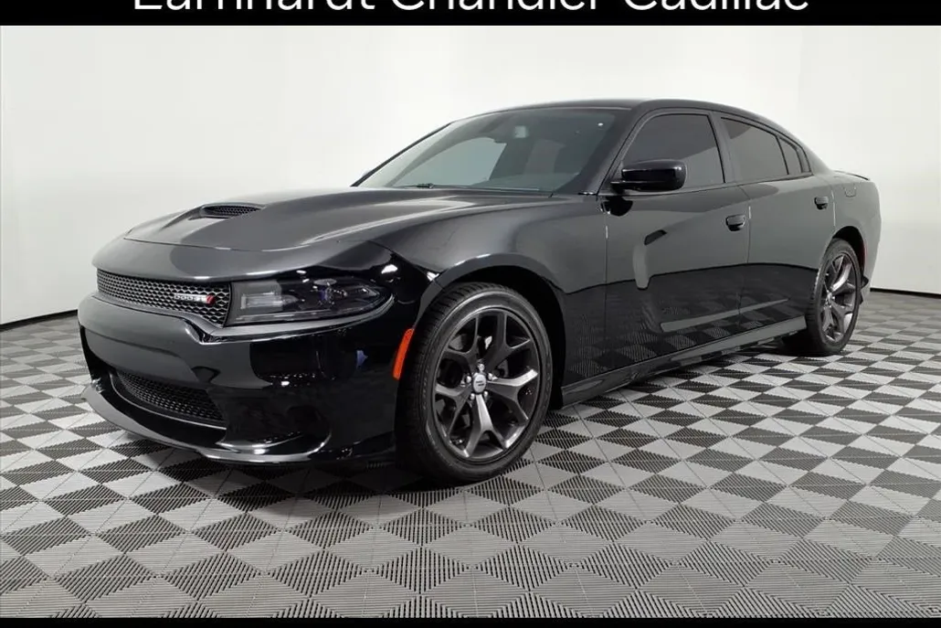 2018 Dodge Charger SXT Plus photo 1