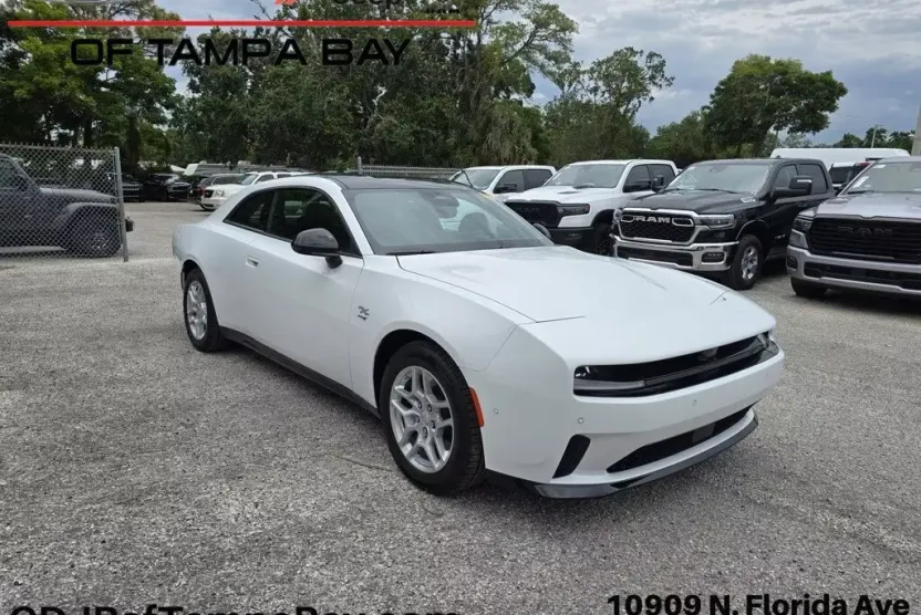 2025 Dodge Charger R/T AWD photo 1