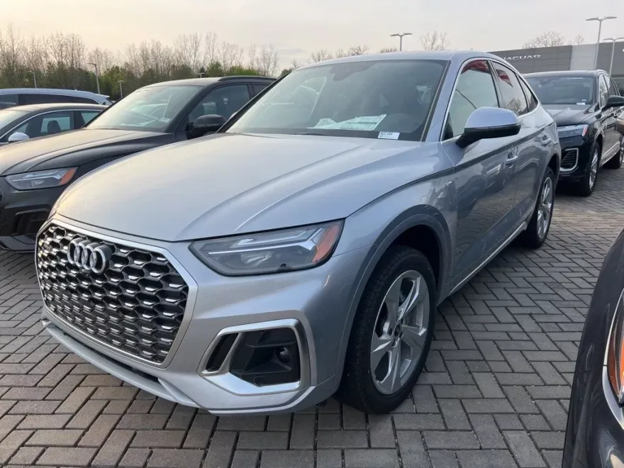 2025 Audi Q5 Sportback 45 S line Premium Plus photo 1