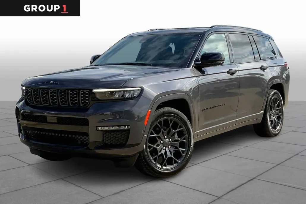 2025 Jeep Grand Cherokee L Summit photo 1