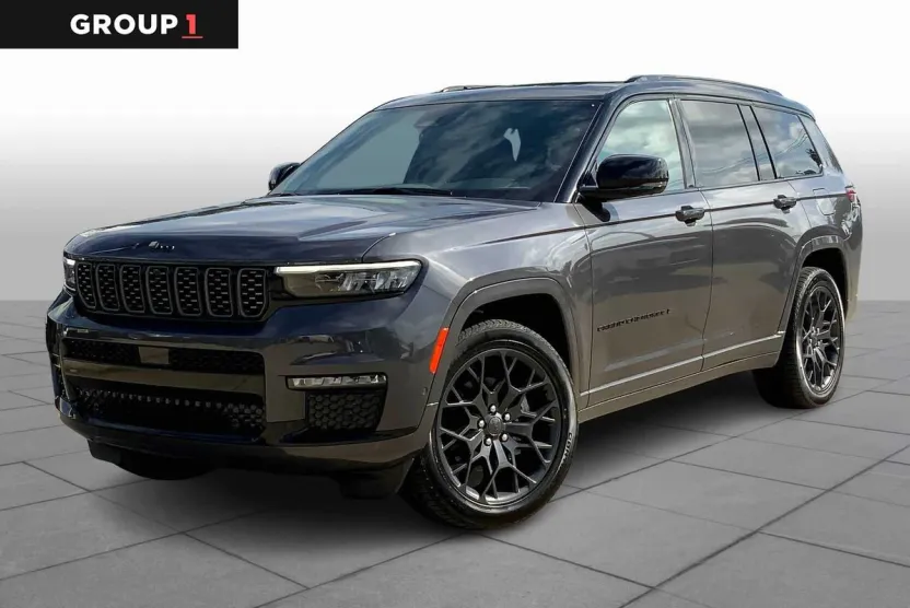 2025 Jeep Grand Cherokee L Summit photo 1
