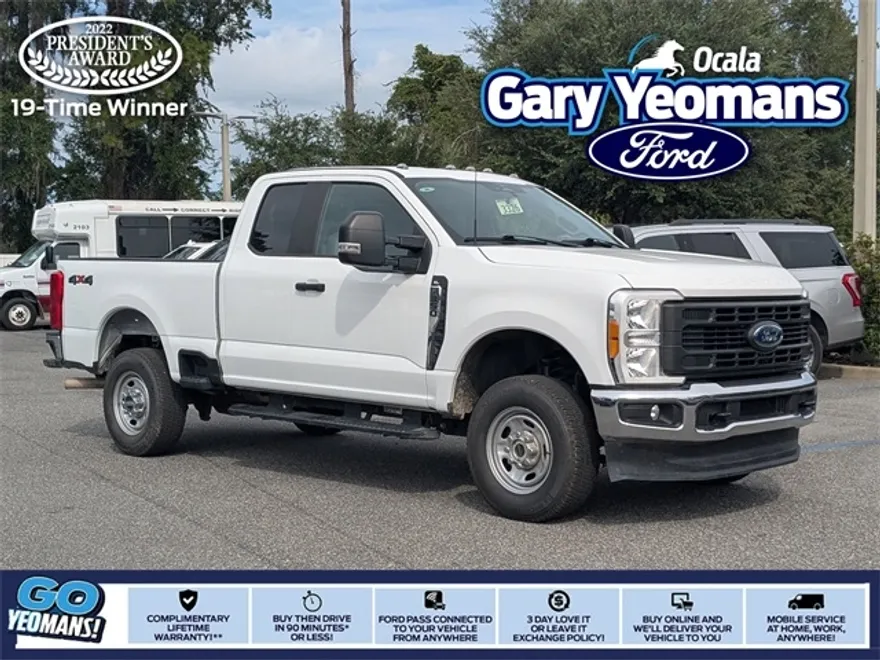 2023 Ford F-350 XL photo 1