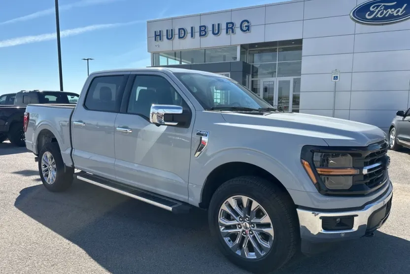 2024 Ford F-150 XLT photo 1