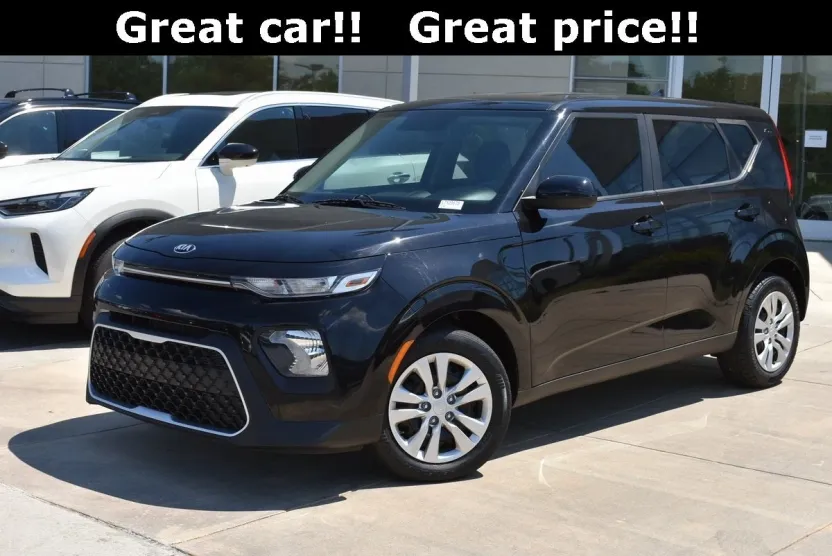 2020 Kia Soul LX photo 1