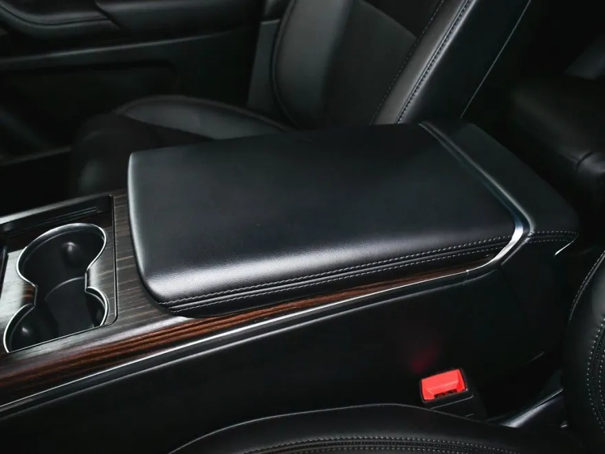 2024 Tesla Model X photo 29