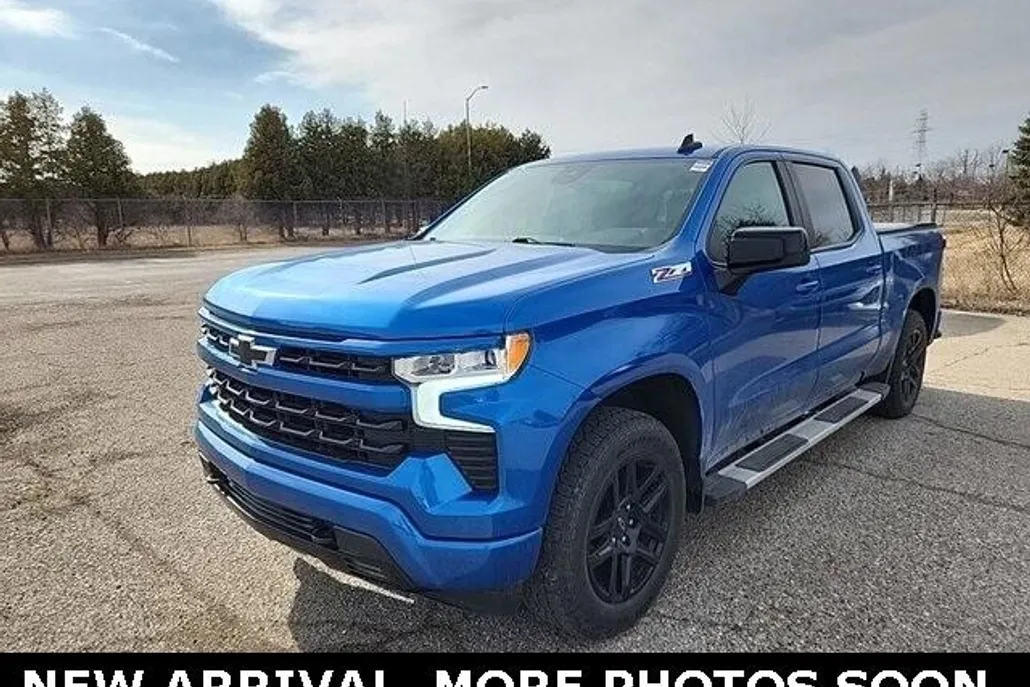 2022 Chevrolet Silverado 1500 RST photo 1