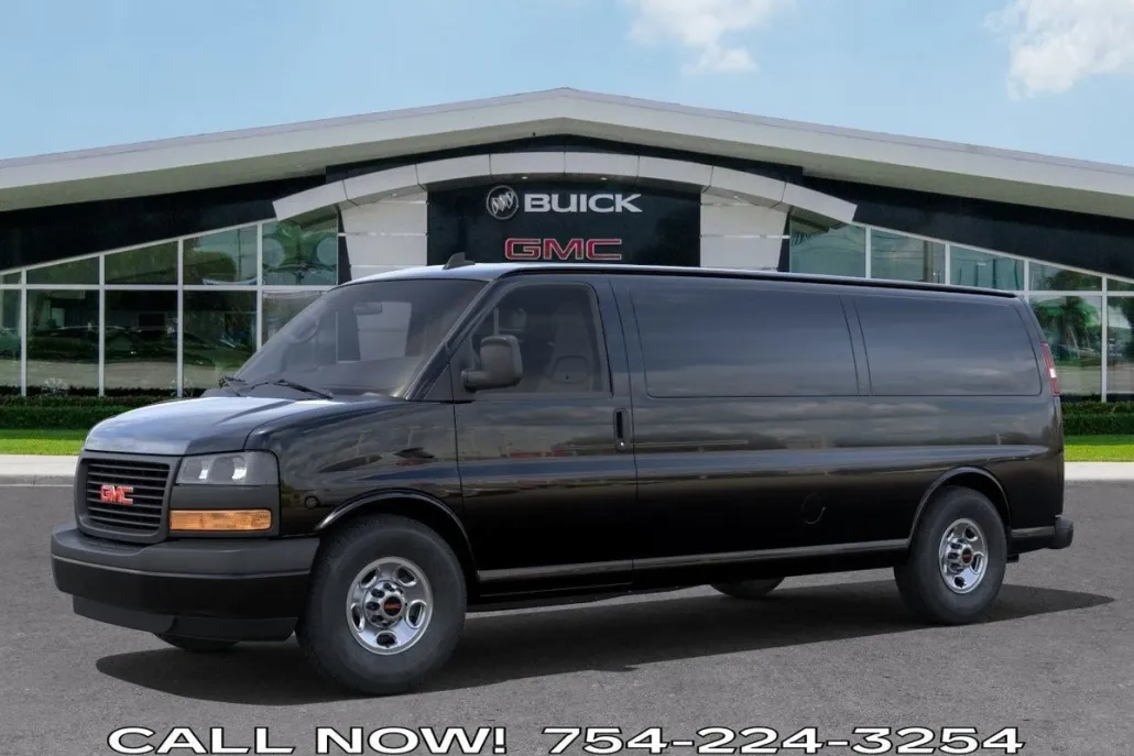 2025 Gmc Savana Cargo 2500 photo 1