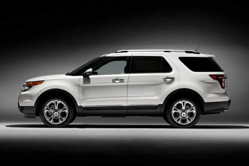 2014 Ford Explorer Base photo 1