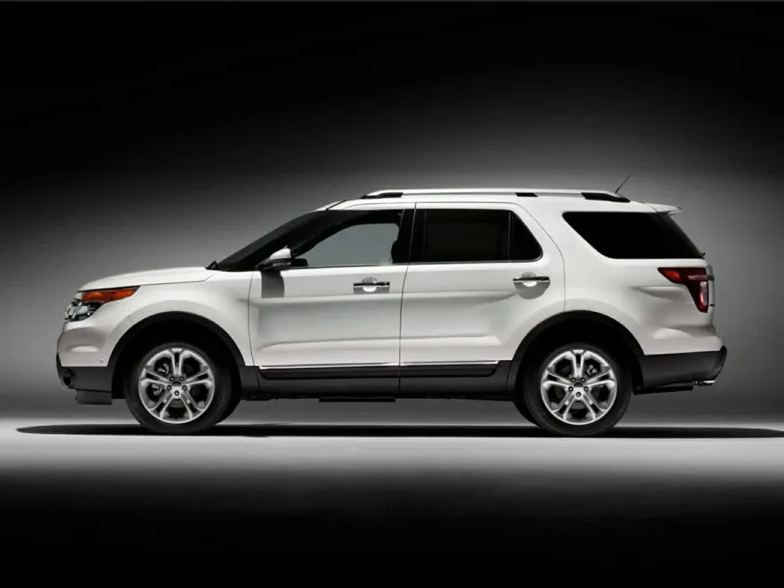 2014 Ford Explorer Base photo 1