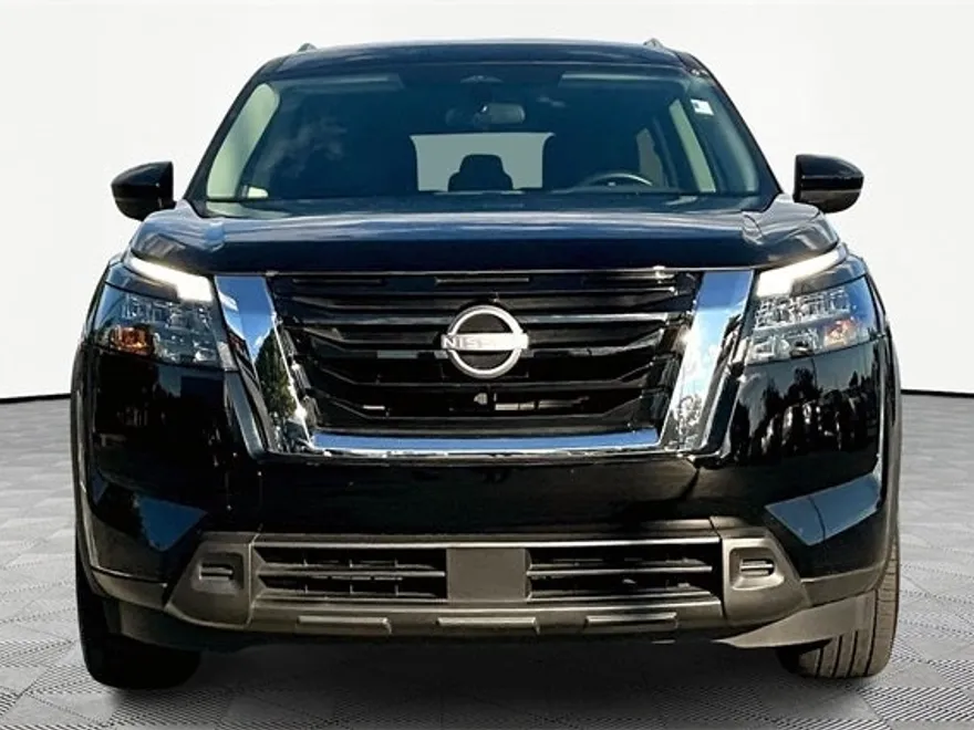 2024 Nissan Pathfinder SV photo 1