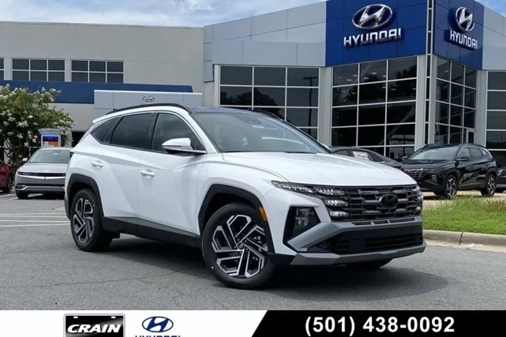 2025 Hyundai Tucson Hybrid Limited photo 1