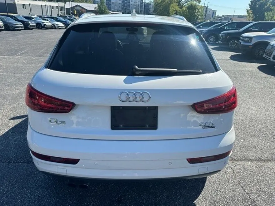 2018 Audi Q3 Premium Plus photo 1