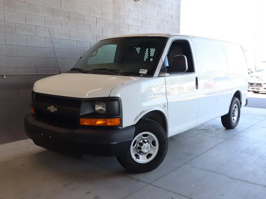 2012 Chevrolet Express 2500 Cargo photo 1