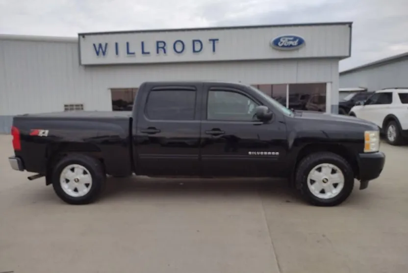 2011 Chevrolet Silverado 1500 LTZ photo 1