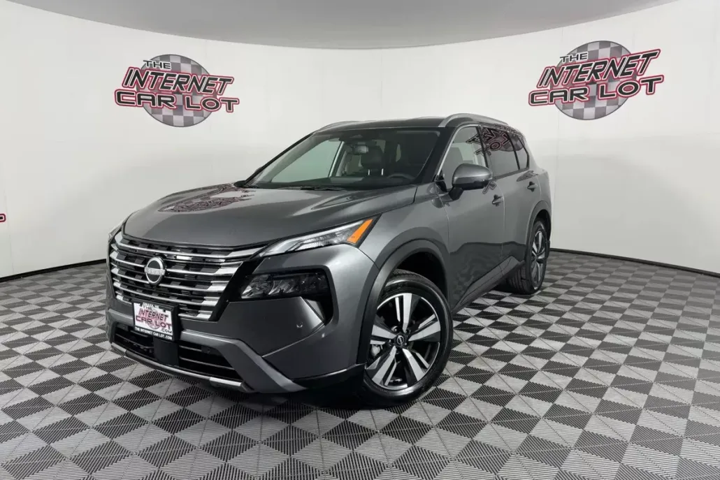 2025 Nissan Rogue SL photo 1