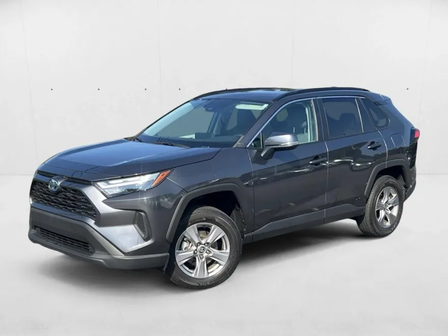 2023 Toyota RAV4 Hybrid XLE photo 1