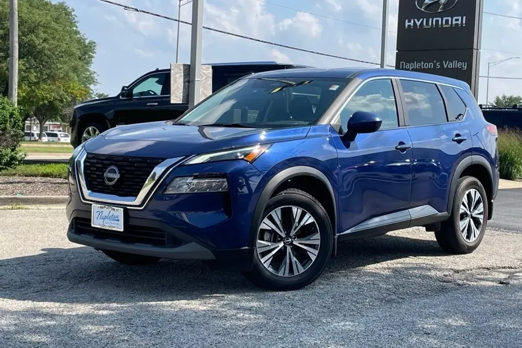 2023 Nissan Rogue SV photo 1