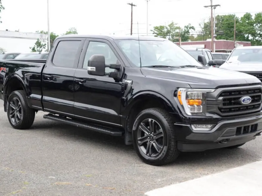 2022 Ford F-150 XLT photo 1