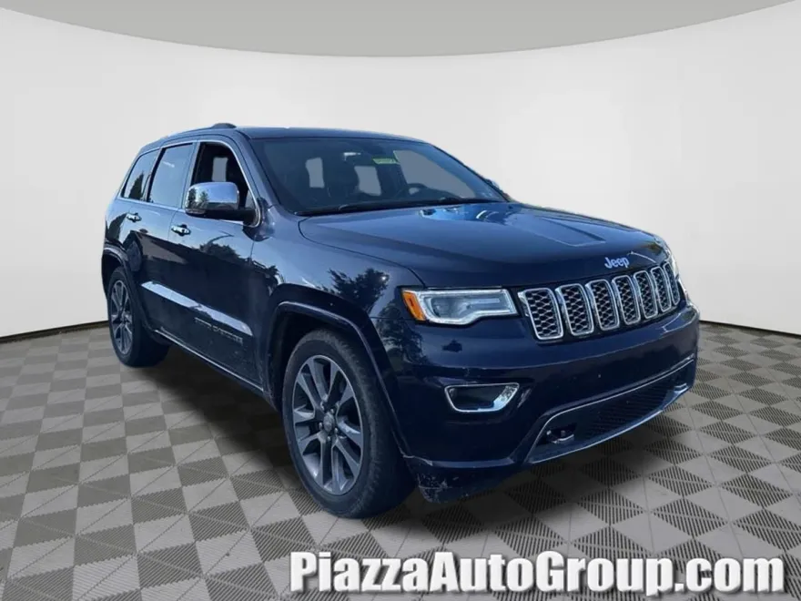 2017 Jeep Grand Cherokee Overland photo 1