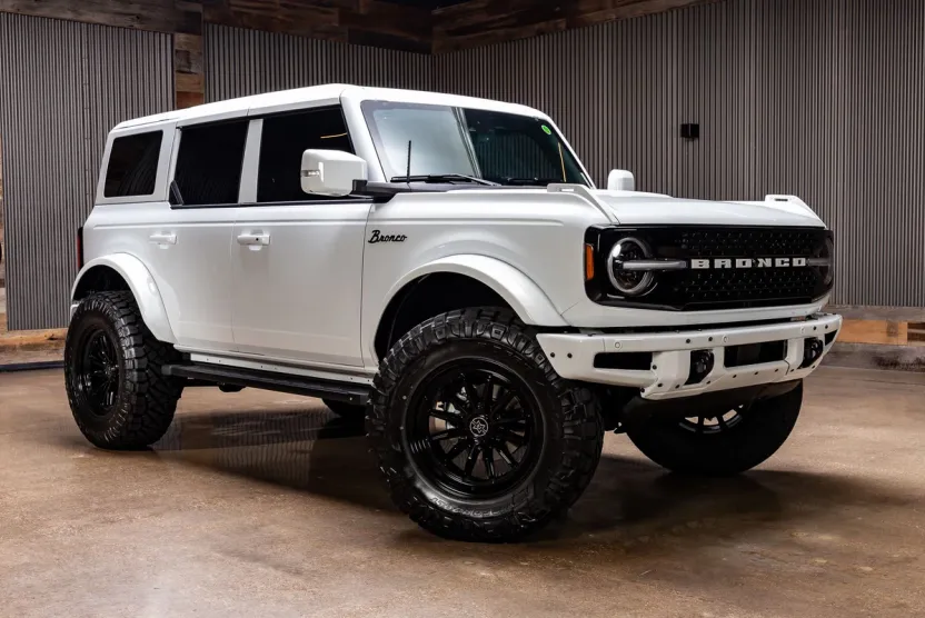 2023 Ford Bronco Wildtrak photo 1