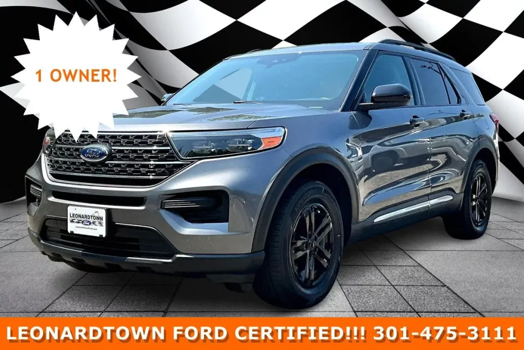 2022 Ford Explorer XLT photo 1