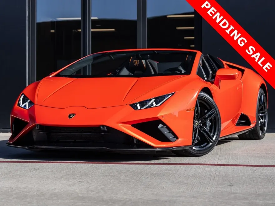 2020 Lamborghini Huracan Evo Base photo 1
