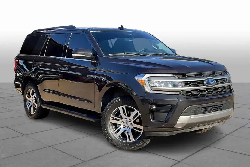 2024 Ford Expedition XLT photo 1