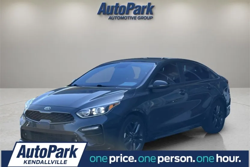 2021 Kia Forte GT-Line photo 1