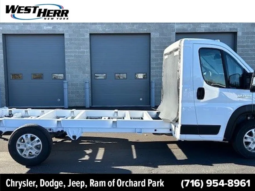 2023 Ram 3500 photo 1