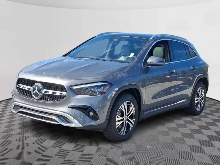 2026 Mercedes Benz GLA 250 4MATIC photo 1