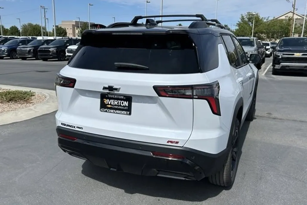 2026 Chevrolet Equinox RS photo 1