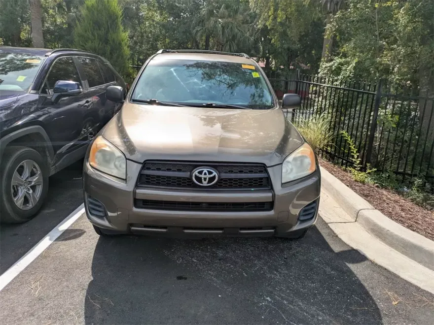 2011 Toyota RAV4 Base photo 1
