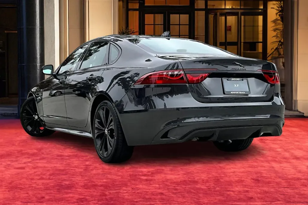 2024 Jaguar XF P300 R-Dynamic SE photo 1