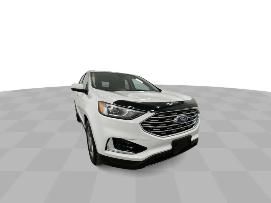 2022 Ford Edge SEL photo 1
