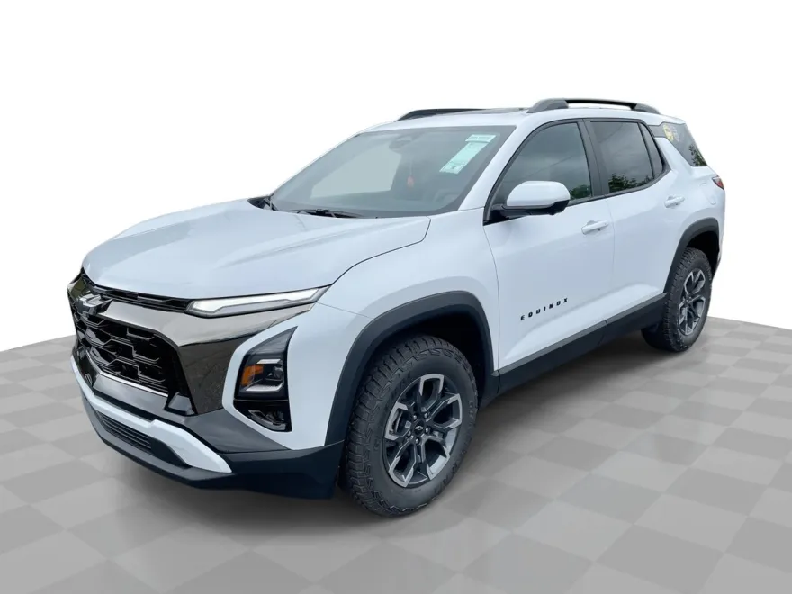 2026 Chevrolet Equinox ACTIV photo 1
