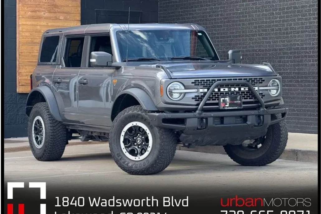 2021 Ford Bronco Badlands photo 1