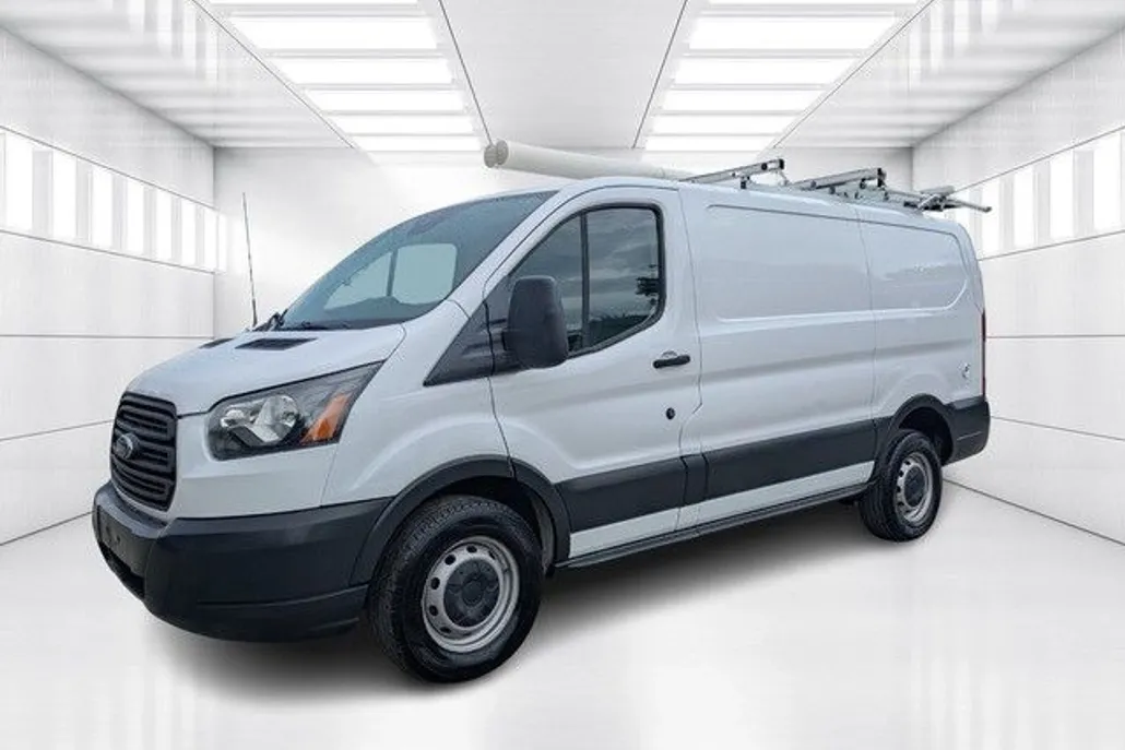 2018 Ford Transit photo 1