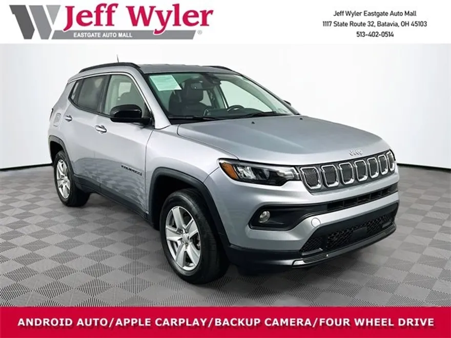 2022 Jeep Compass Latitude photo 1