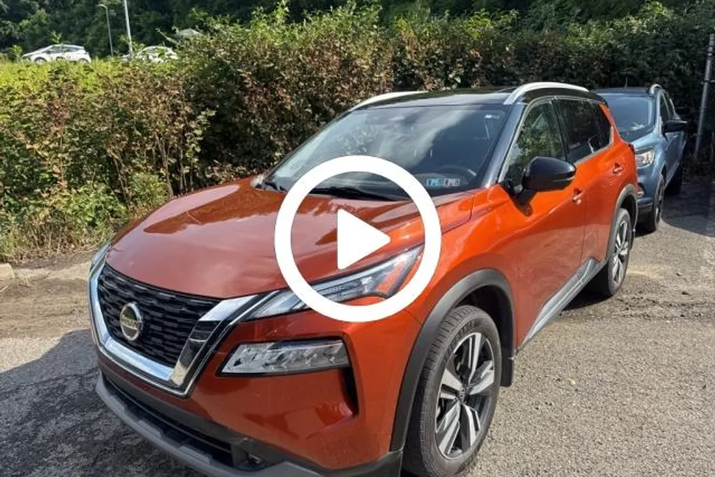 2021 Nissan Rogue SL photo 1
